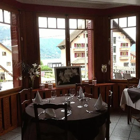 호텔 Hotel Restaurant L'Aure Du Lac 2*